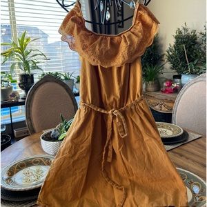 Beautiful of the shoulder summer dress